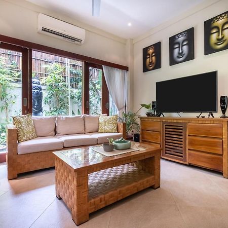 Villa Seriska Seminyak Екстериор снимка