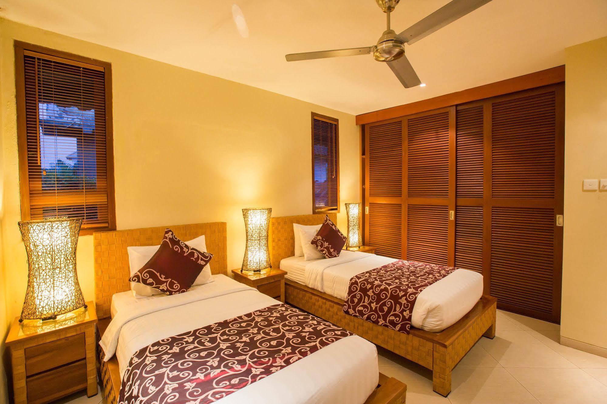 Villa Seriska Seminyak Екстериор снимка