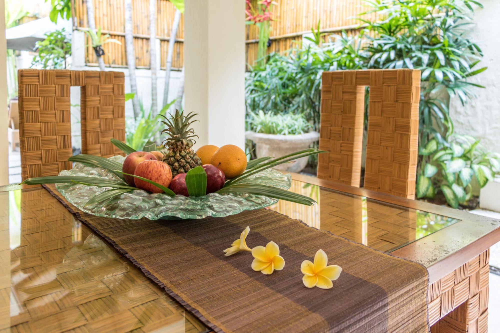 Villa Seriska Seminyak Екстериор снимка