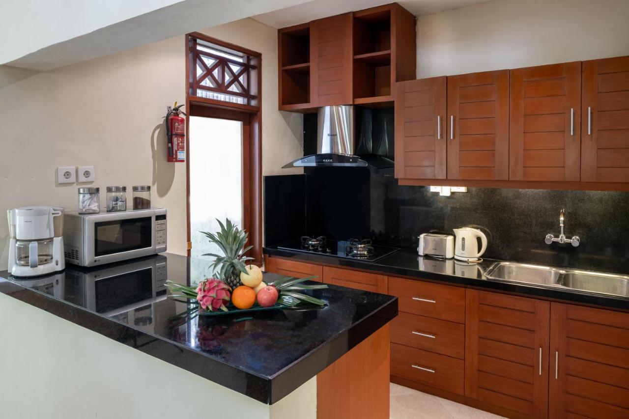 Villa Seriska Seminyak Екстериор снимка